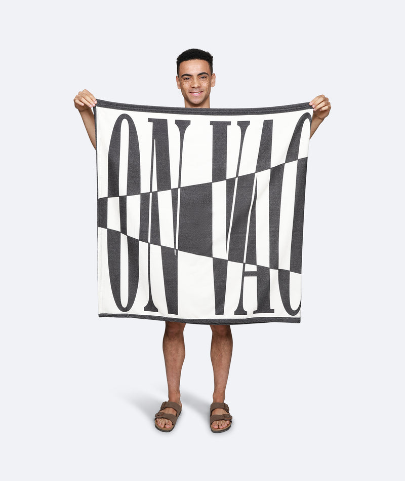 Triangle Oversize Beach Towel - Black/Off White