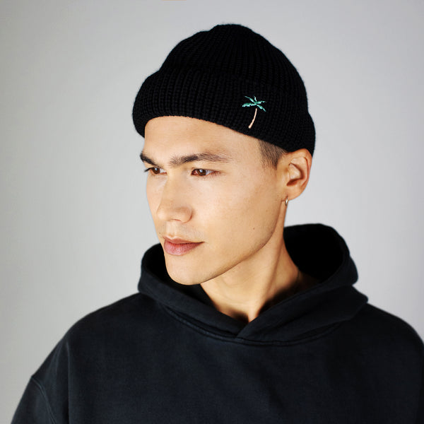 On-Vacation Short Wool Beanie Palm - Black